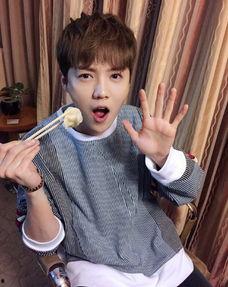 娱乐吃瓜酱博主有哪些人,揭秘幕后人生，笑谈娱乐圈风云