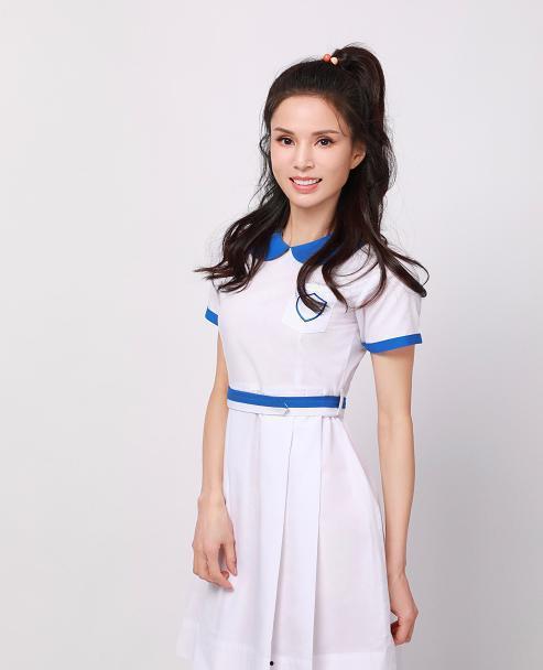 娱乐吃瓜酱服装图片高清,揭秘娱乐吃瓜酱的潮流服装搭配