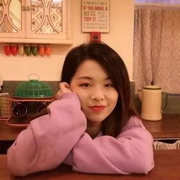 为吃瓜进了娱乐圈百度云,意外踏入娱乐圈的奇幻旅程