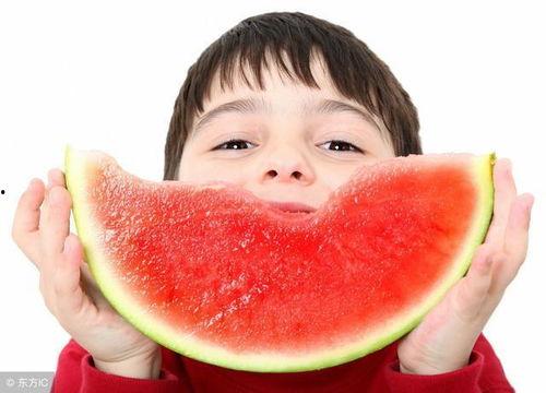 娱乐吃瓜酱背景图,揭秘娱乐圈幕后故事，带你领略明星们的真实生活