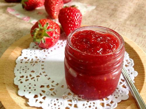 娱乐吃瓜军草莓果酱,娱乐吃瓜军的新宠，甜蜜滋味背后的故事